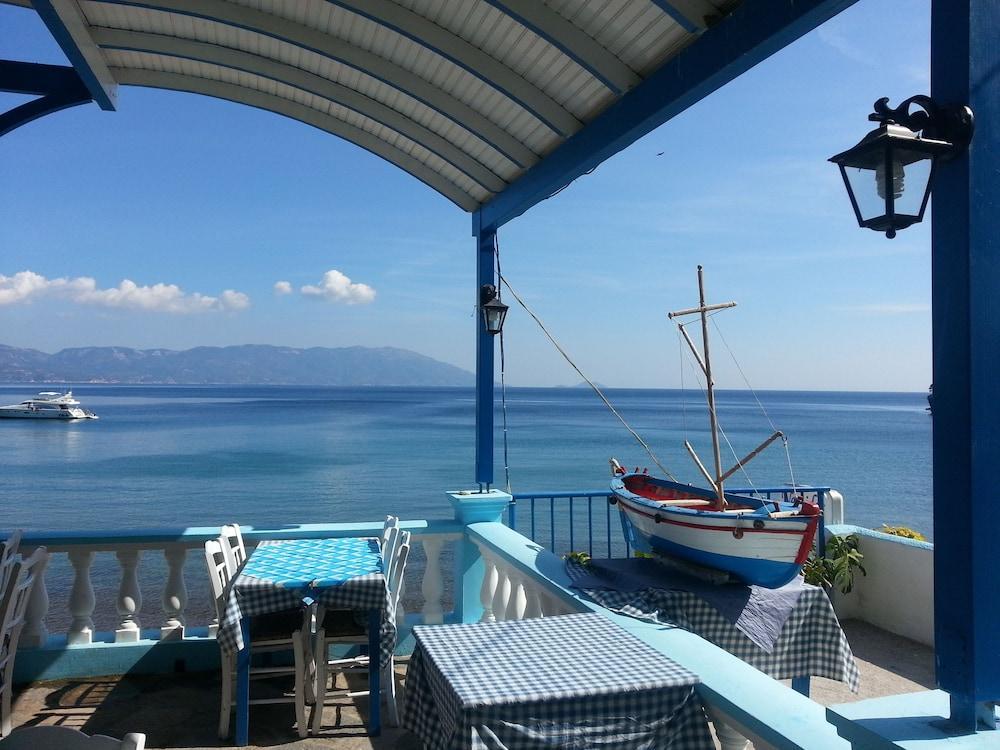 Nereides Seaside Apartments Marathokampos Ngoại thất bức ảnh