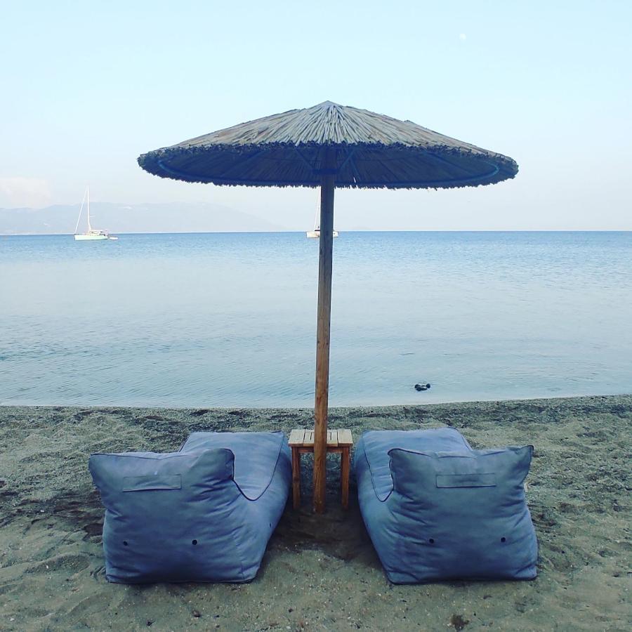 Nereides Seaside Apartments Marathokampos Ngoại thất bức ảnh