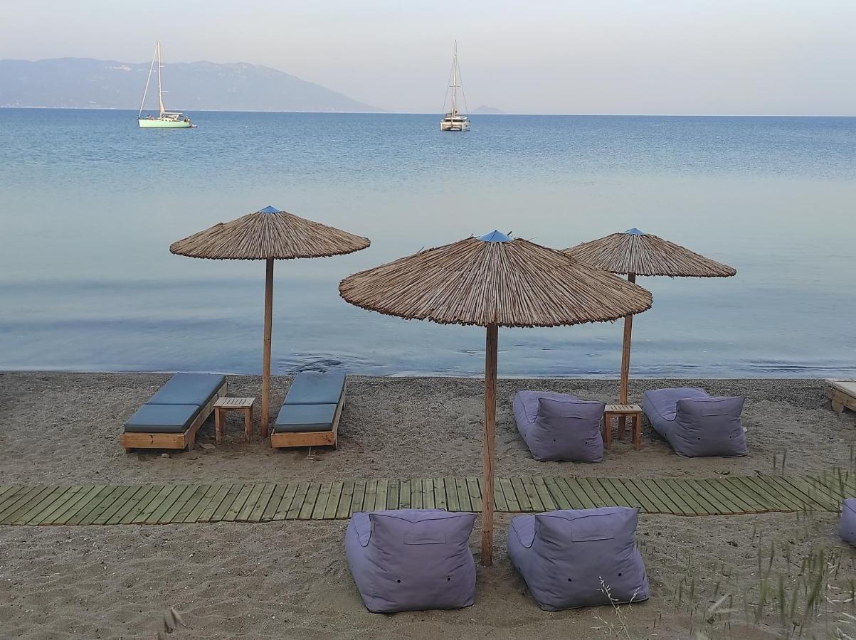 Nereides Seaside Apartments Marathokampos Ngoại thất bức ảnh