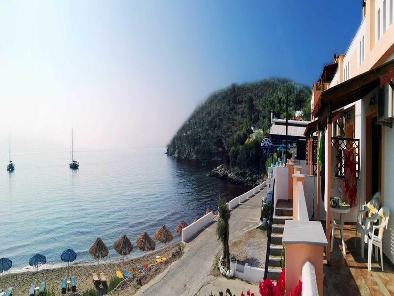 Nereides Seaside Apartments Marathokampos Ngoại thất bức ảnh