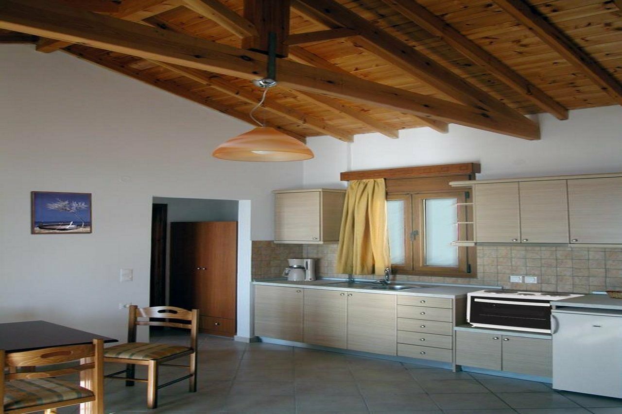 Nereides Seaside Apartments Marathokampos Ngoại thất bức ảnh